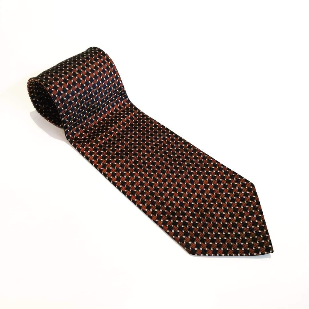 Cravatta Yves Saint Laurent in seta