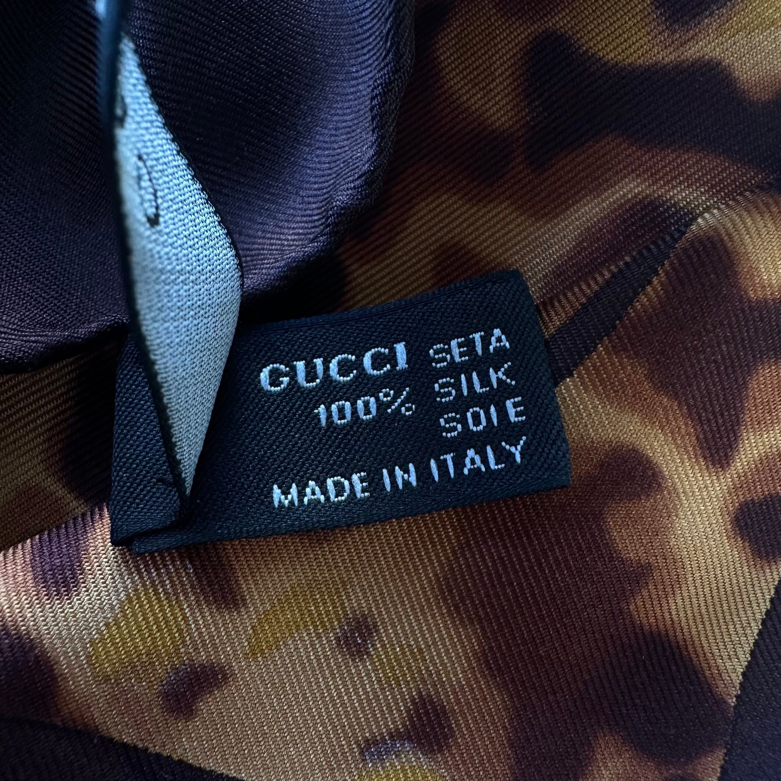 Gucci foulard maculato in seta