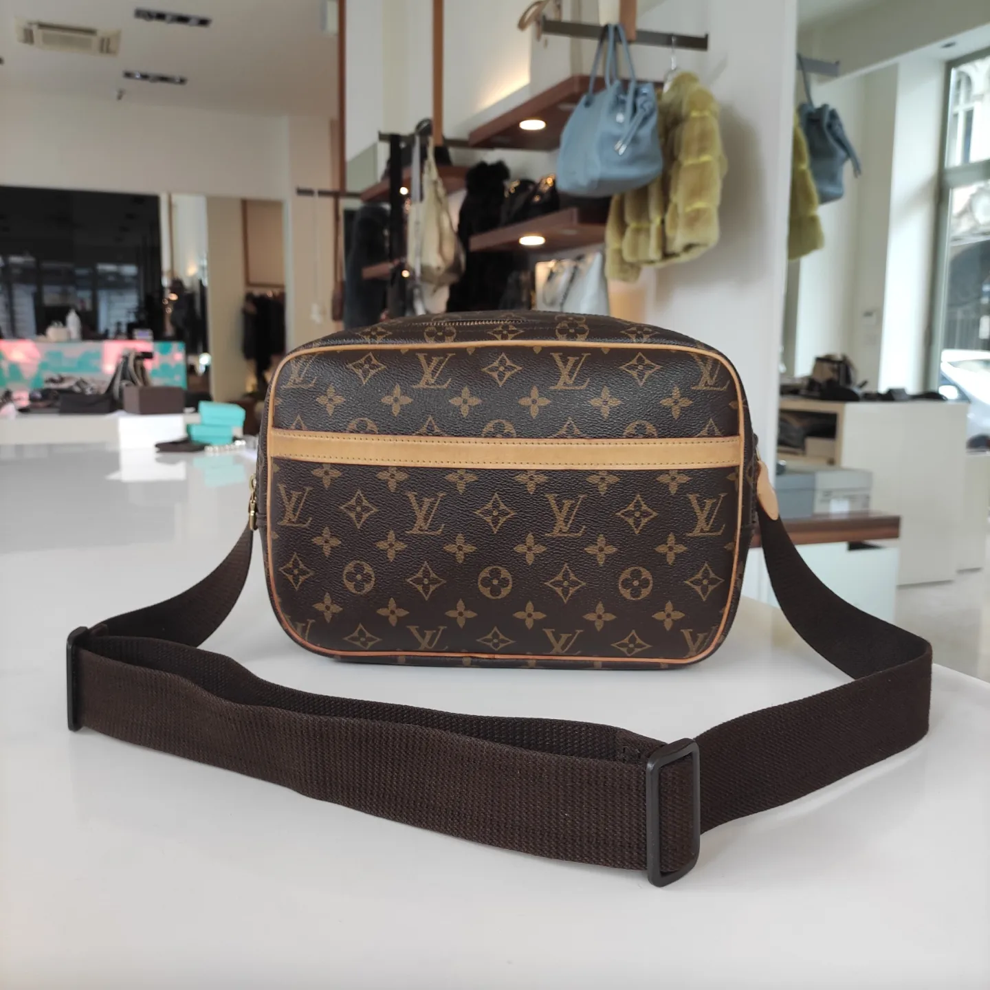 Borsa Louis Vuitton Reporter pm in tela monogram e finiture in