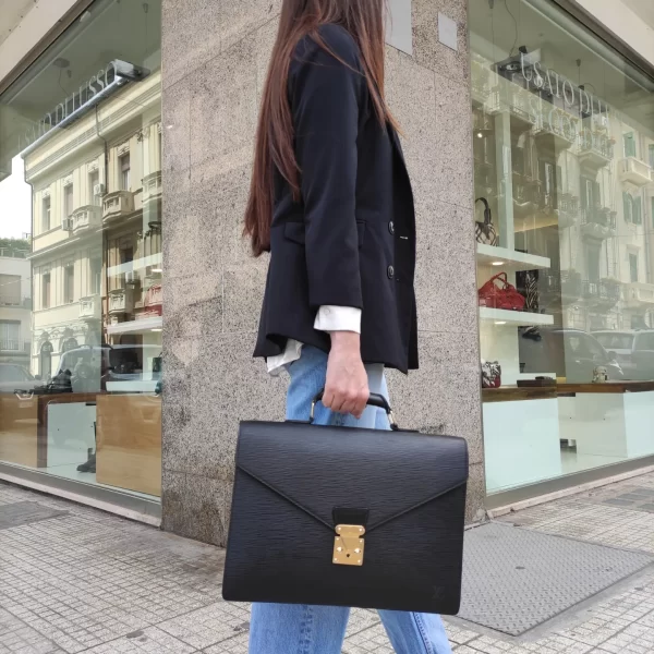 Borsa lavoro Louis Vuitton Serviette Ambassadeur in pelle epi Easy Luxury Borse usate di Lusso