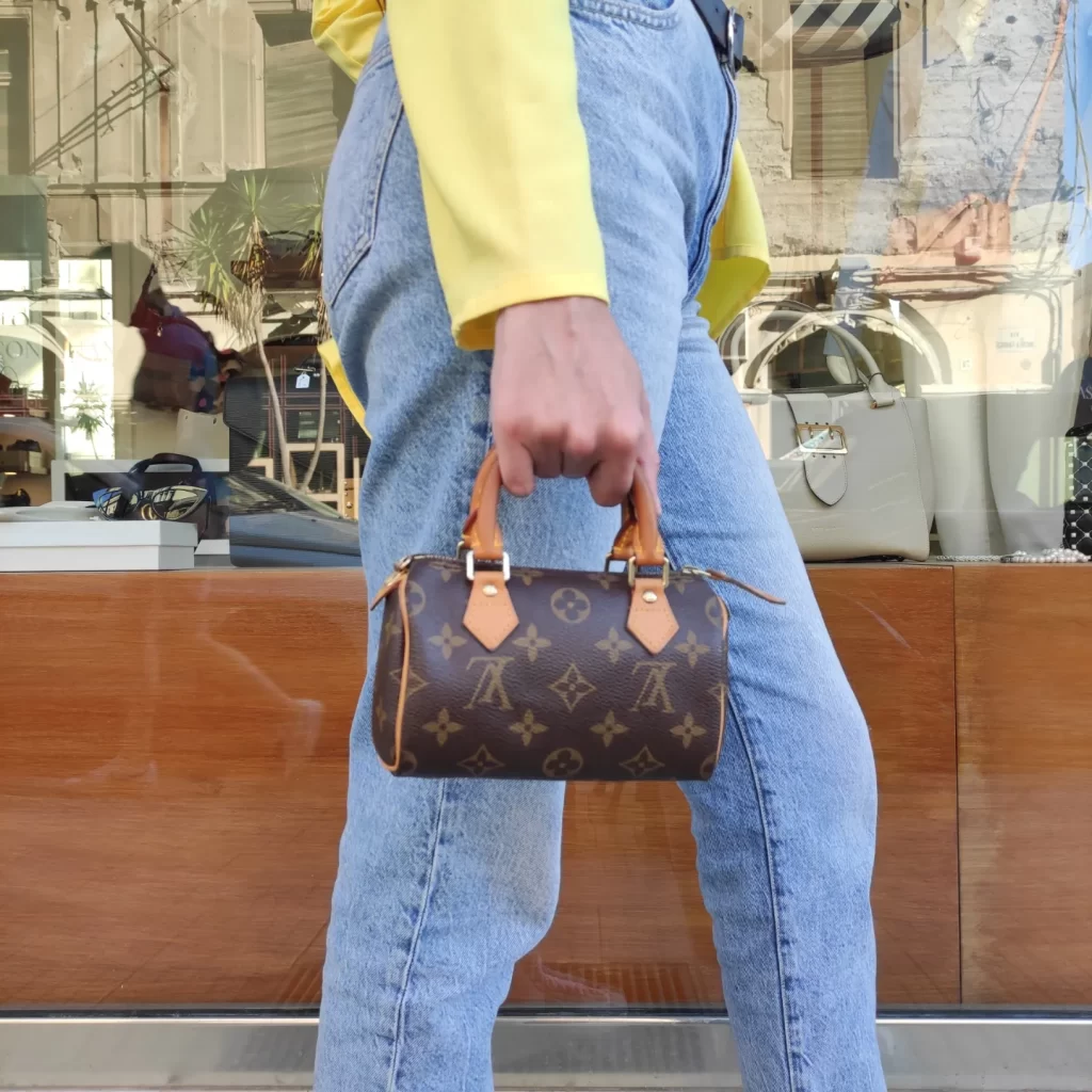 Louis Vuitton nano Speedy in tela monogram e finiture in vacchetta