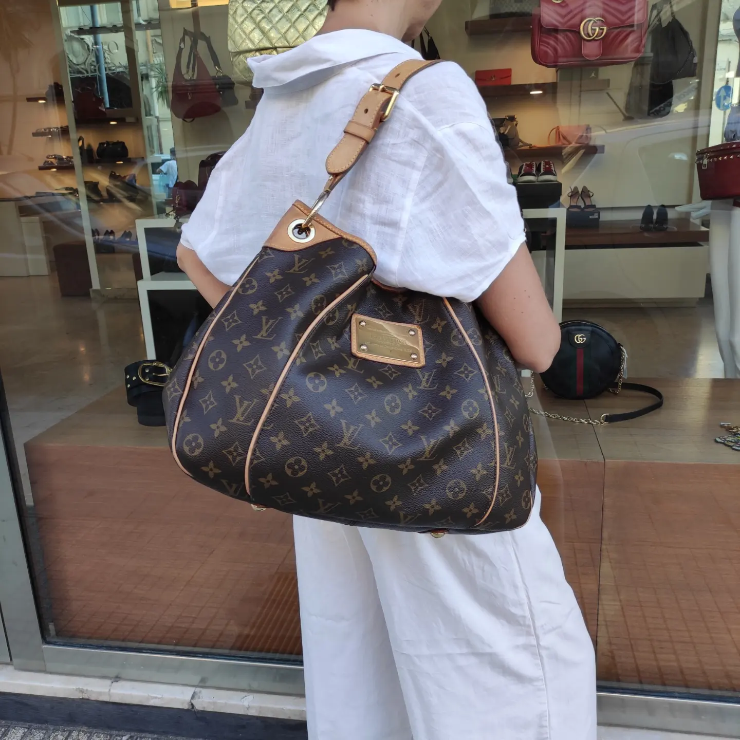 Louis Vuitton borsa NéoNoé in tela monogram e finiture in