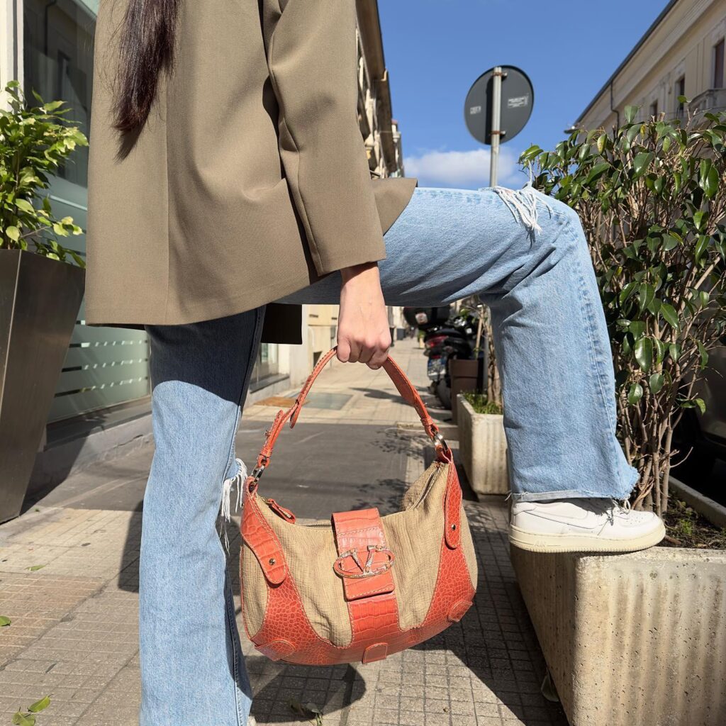 Borsa Valentino Garavani vintage in rafia e pelle stampa cocco Easy Luxury Borse usate di Lusso