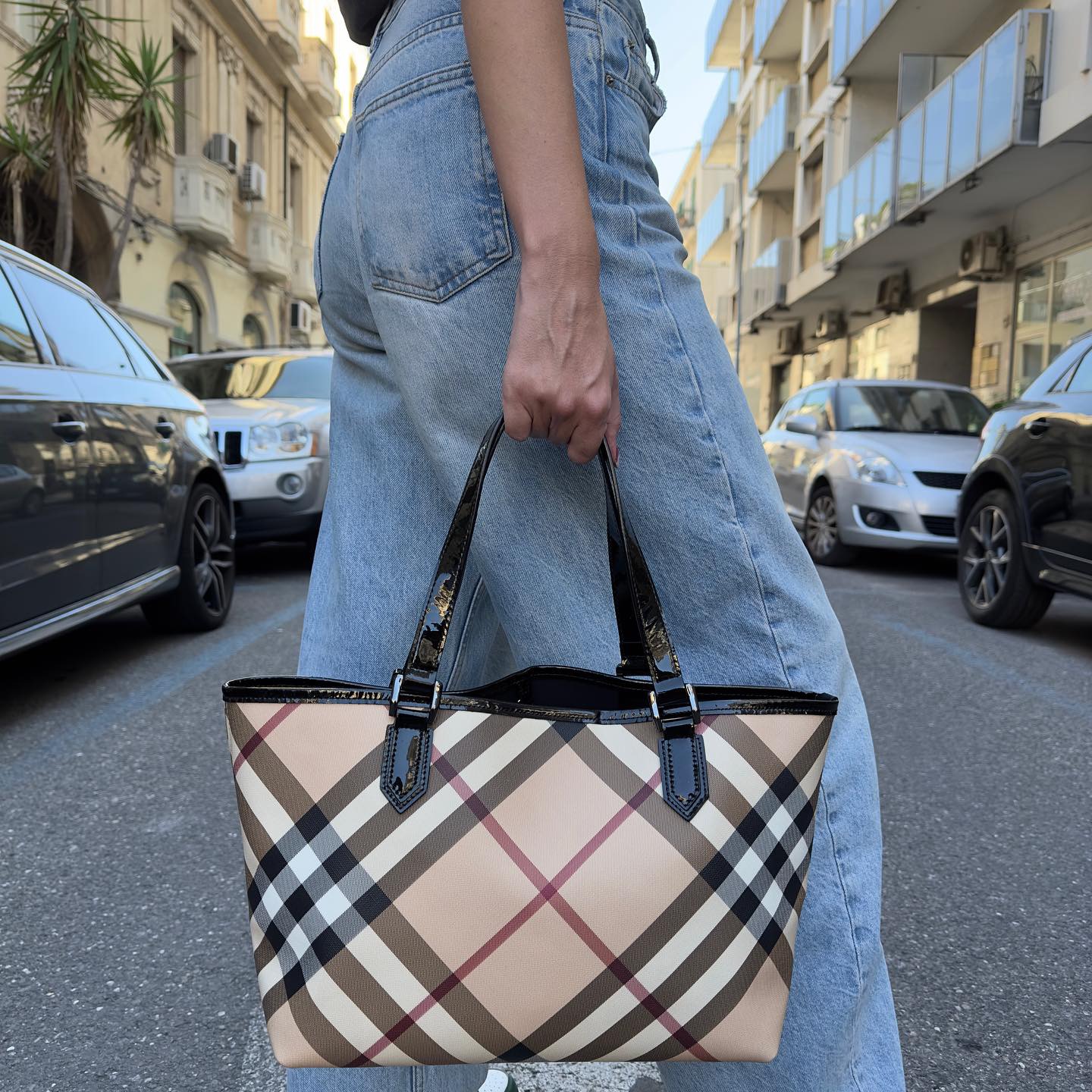 Borsa shopping Burberry in tela plastificata (Nova Check) e finiture in ...